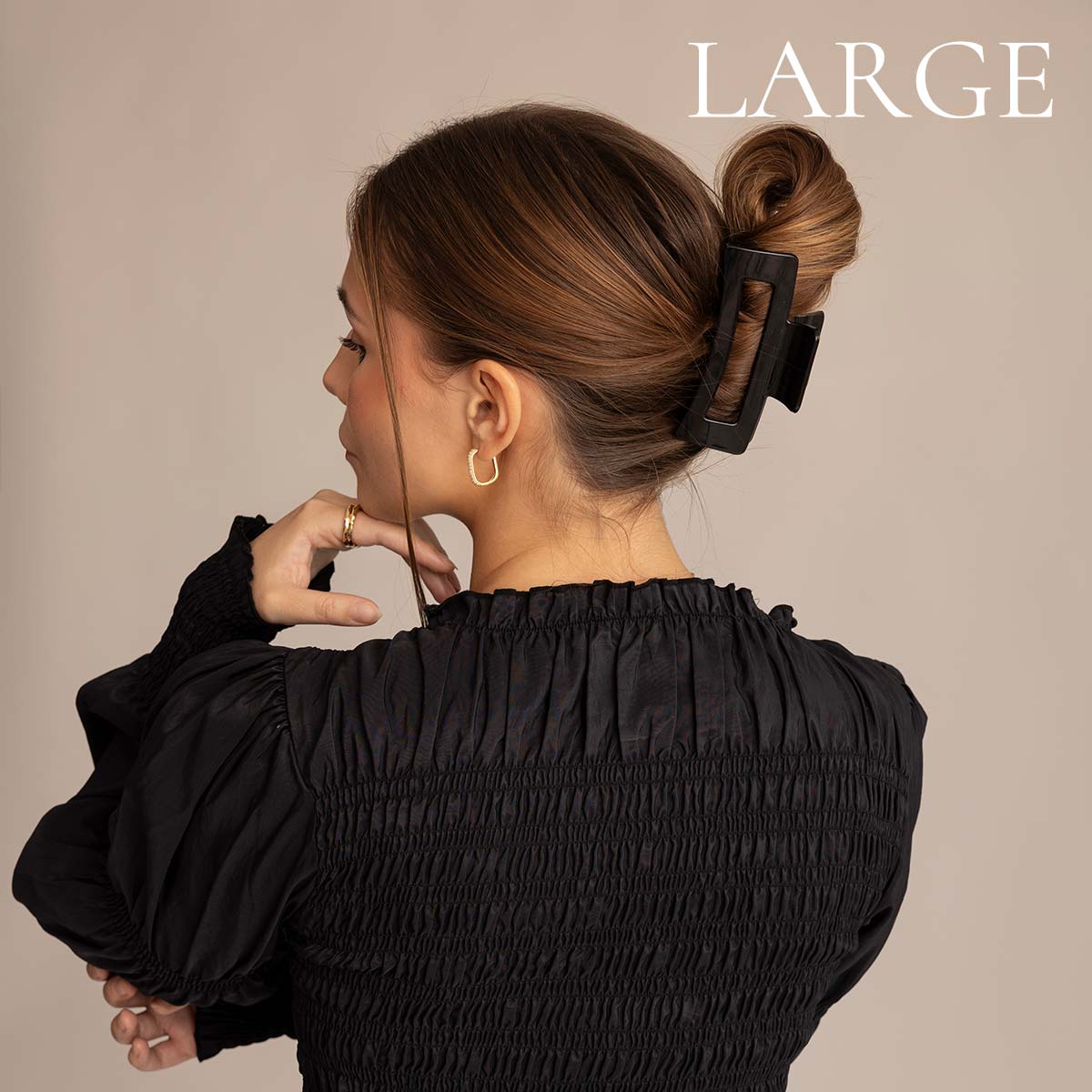 Léonie Hiusklipsi Kiiltävä Musta Large