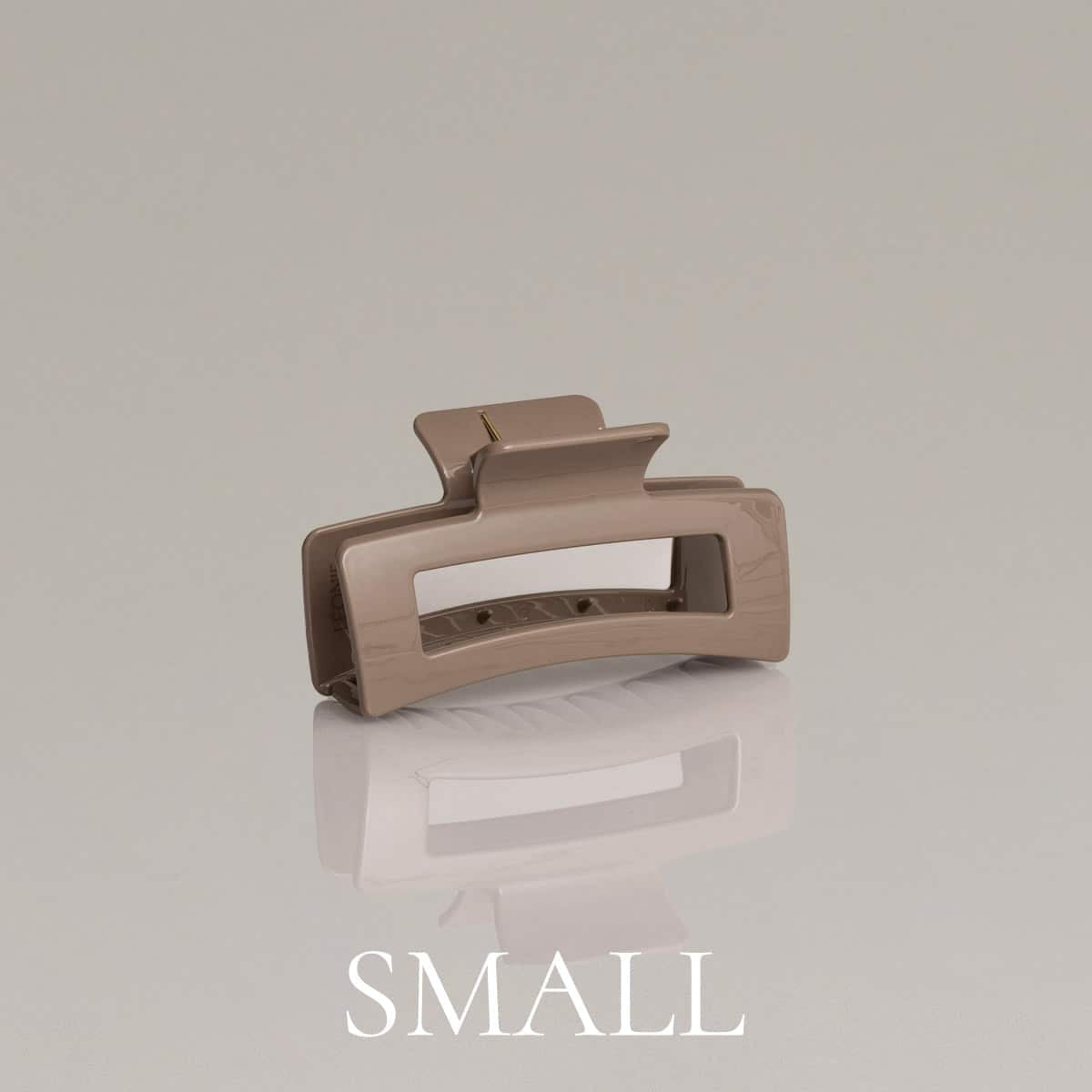 Léonie Hiusklipsi Kiiltävä Taupe Small